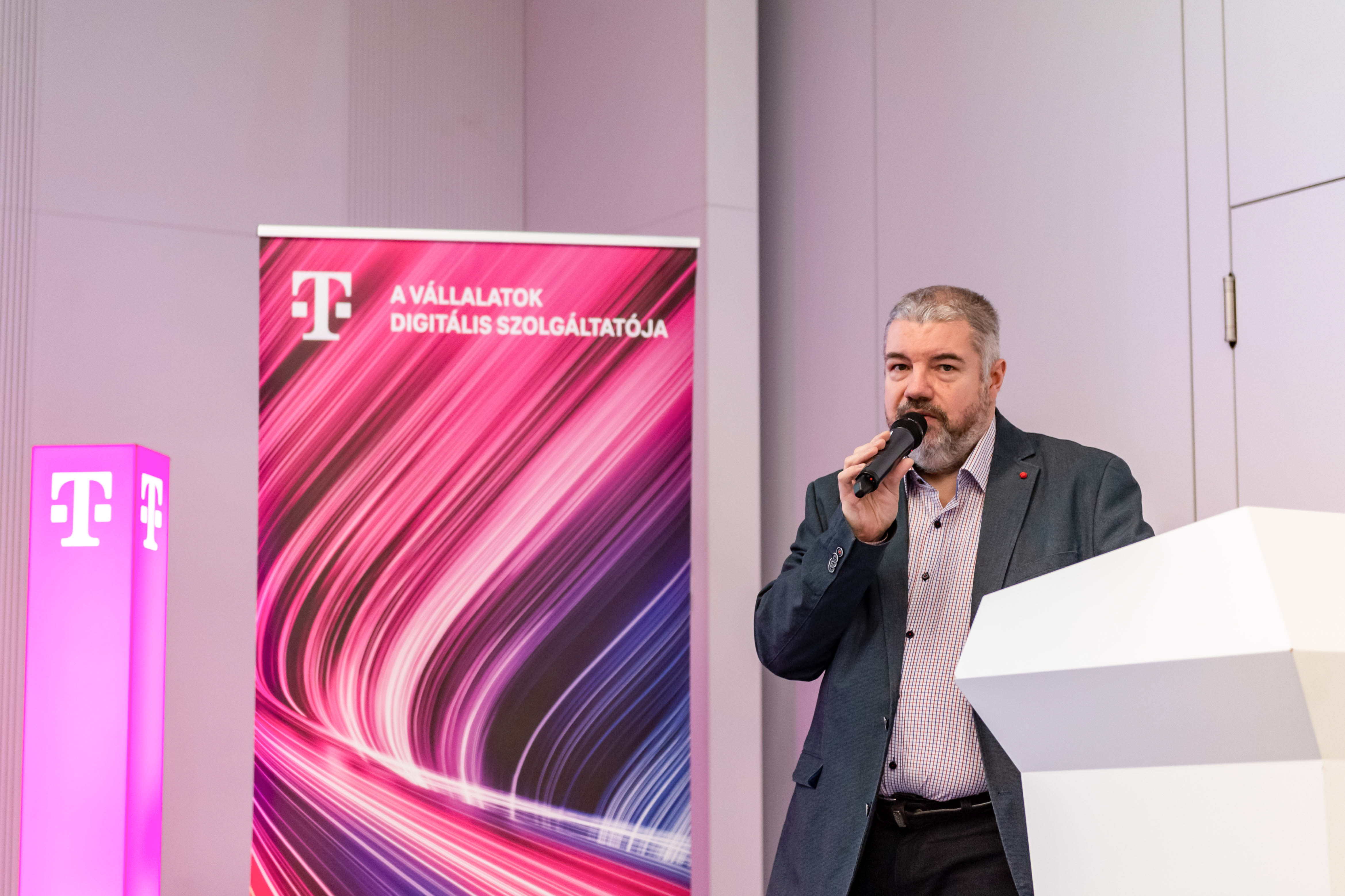 240206_7524-2.jpg